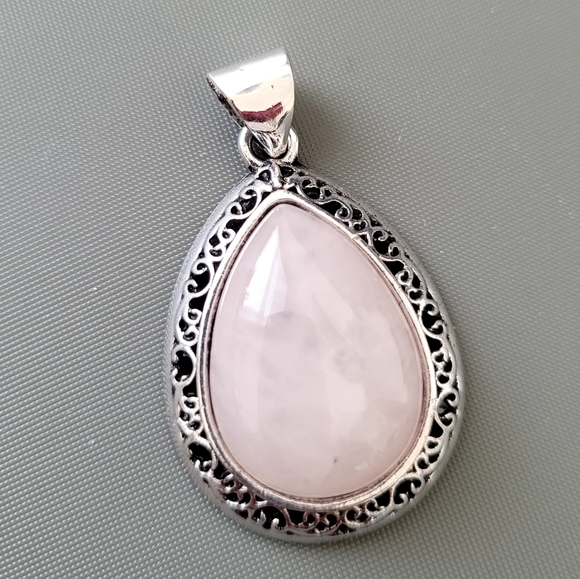 Silver plated natural Rose Quartz gemstone teardrop pendant - Picture 5 of 5